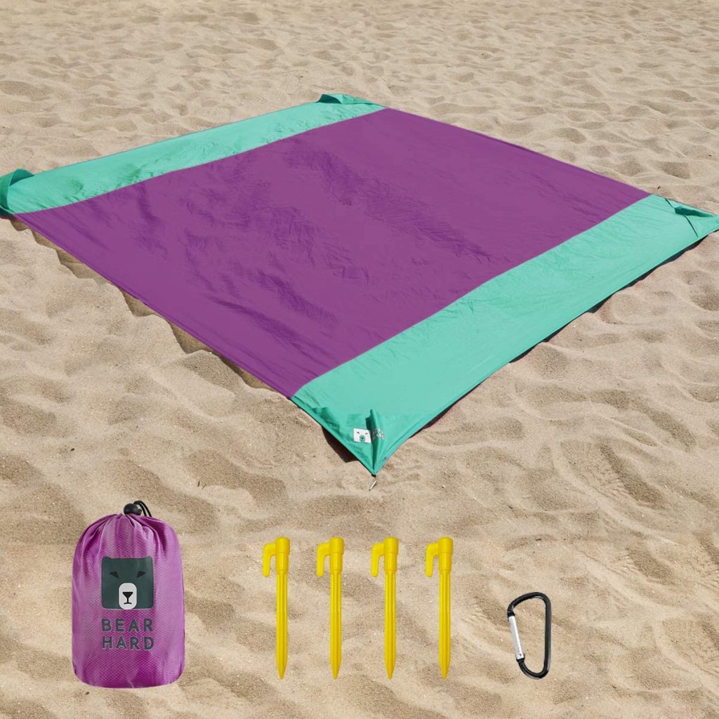 Bearhard Beach Blanket, Large 79"x79" Sandproof